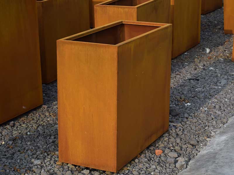 <h3>Corten Steel Garden Products · Superb Designs · UK Delivery</h3>
